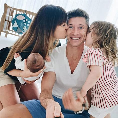 anna lewandowska kinder|Meet Robert Lewandowski’s Wife And Children